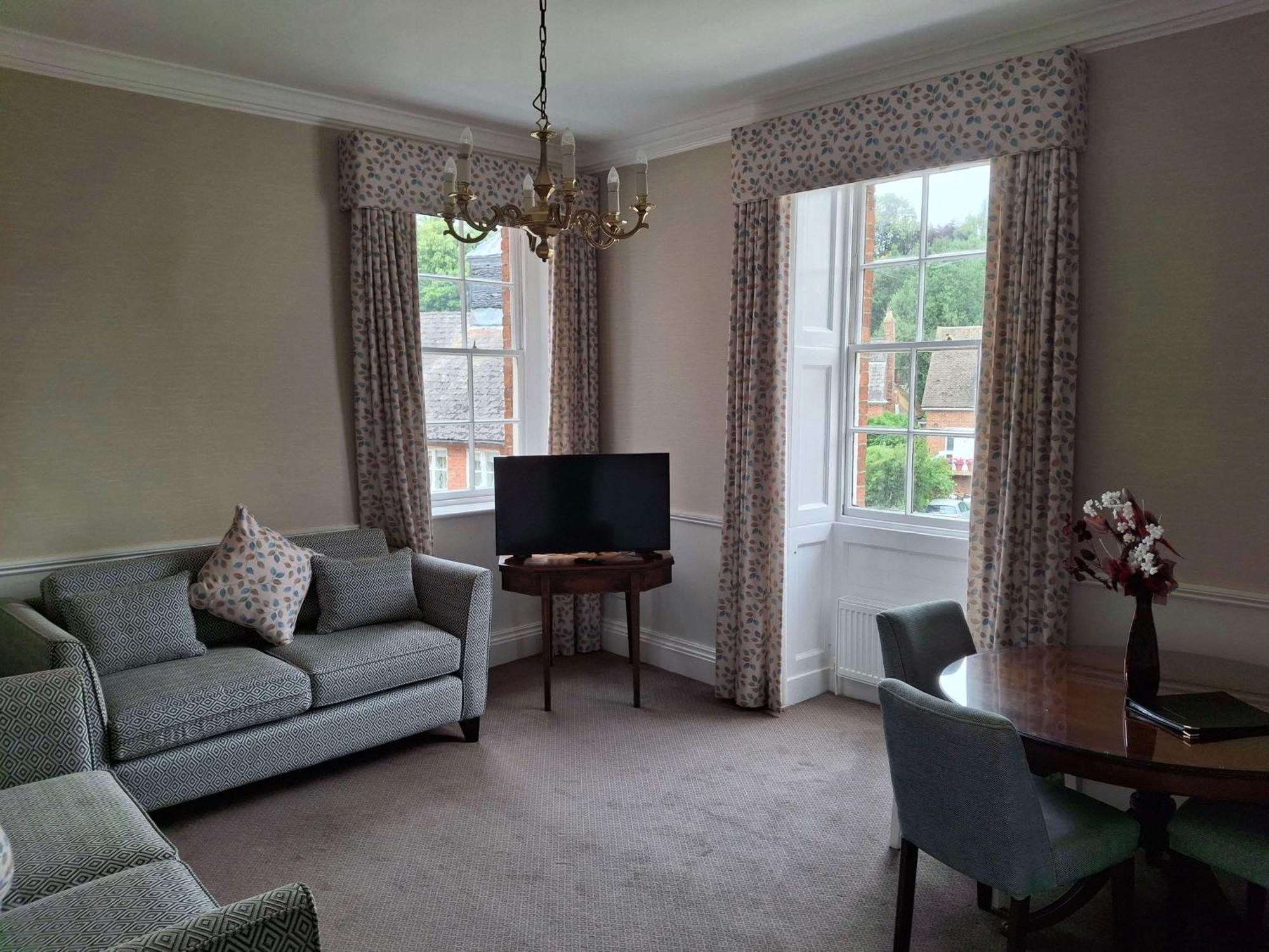 Best Western Moore Place Hotel Milton Keynes Esterno foto