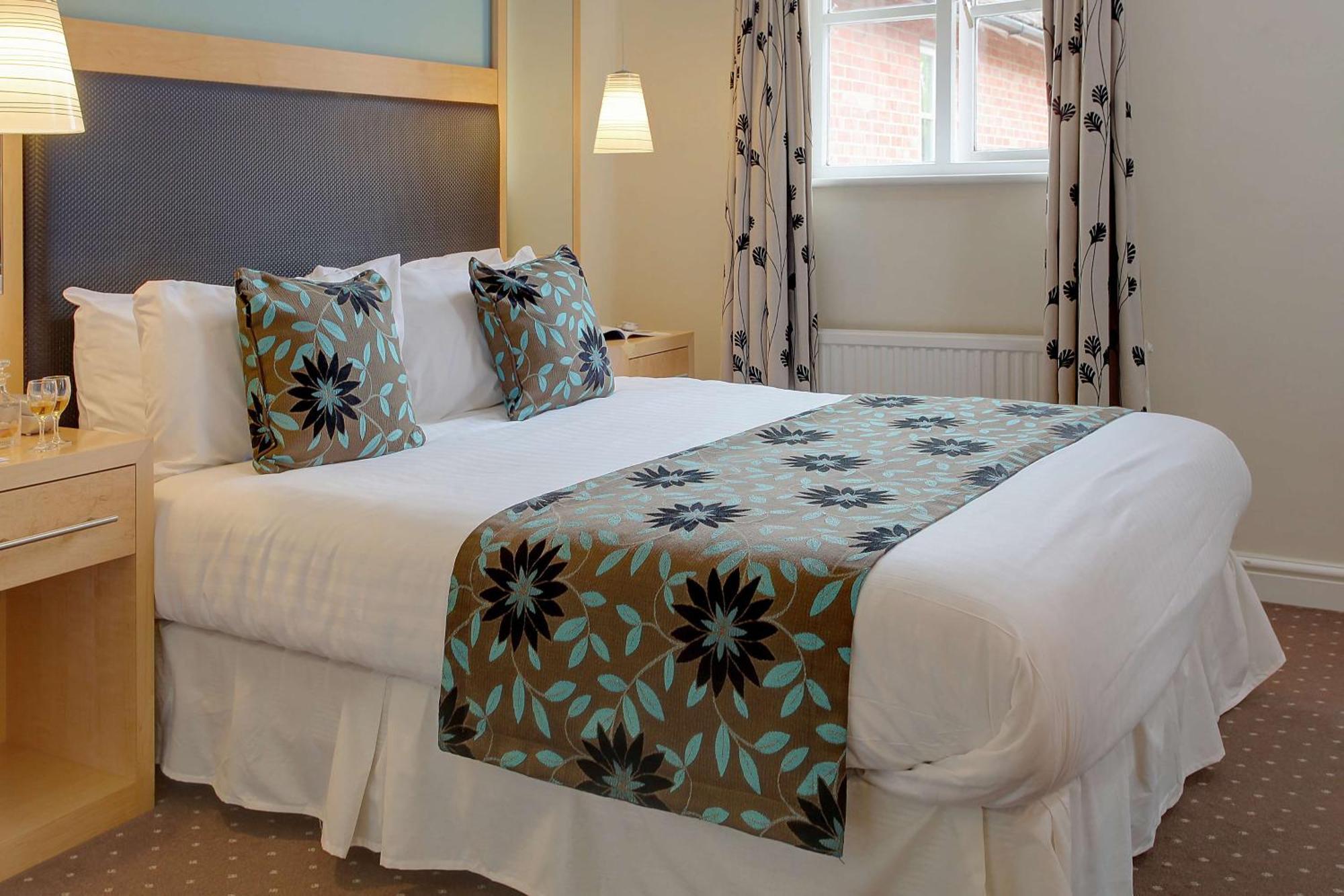 Best Western Moore Place Hotel Milton Keynes Esterno foto
